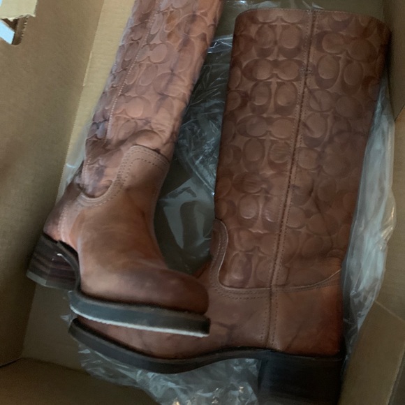 Frye Coach Campus Boots - Picture 8 of 15